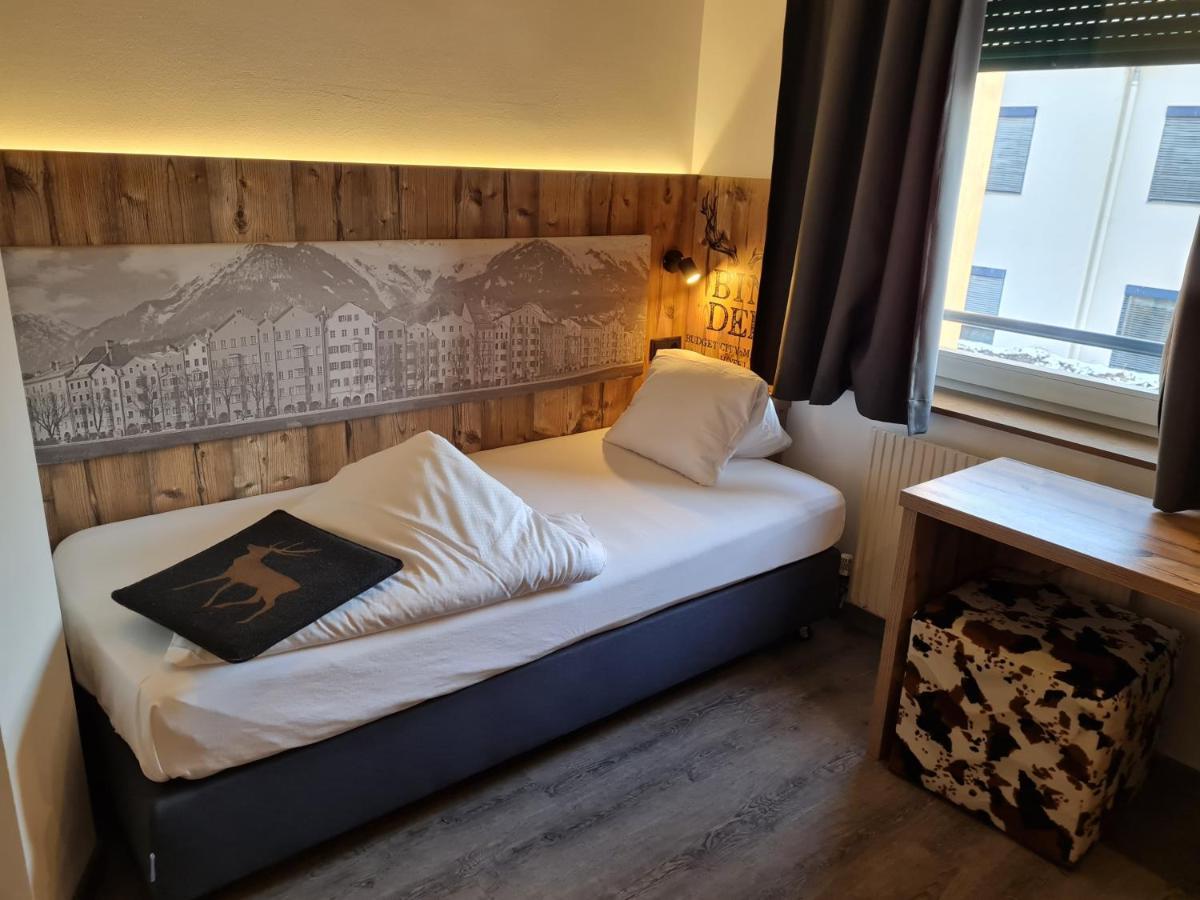 Binders Budget City-Mountain Hotel Innsbruck Exterior photo
